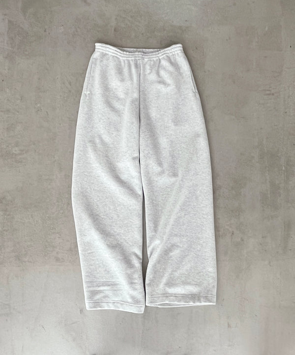 LOOSE FIT SWEAT PANTS "M.FIGURE"