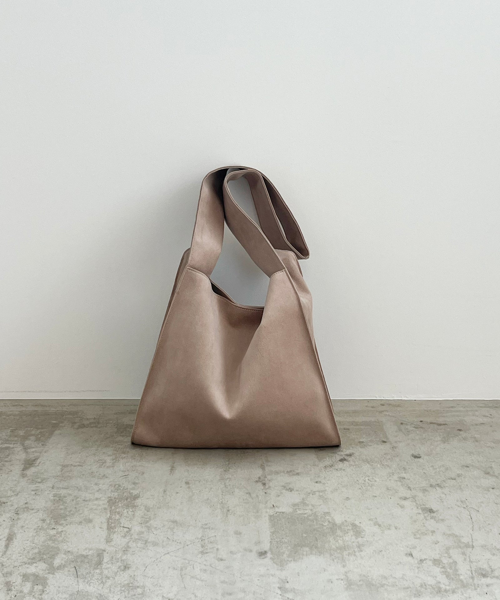 新春初売り ULTRASUEDE SHOULDER BAG  バッグ