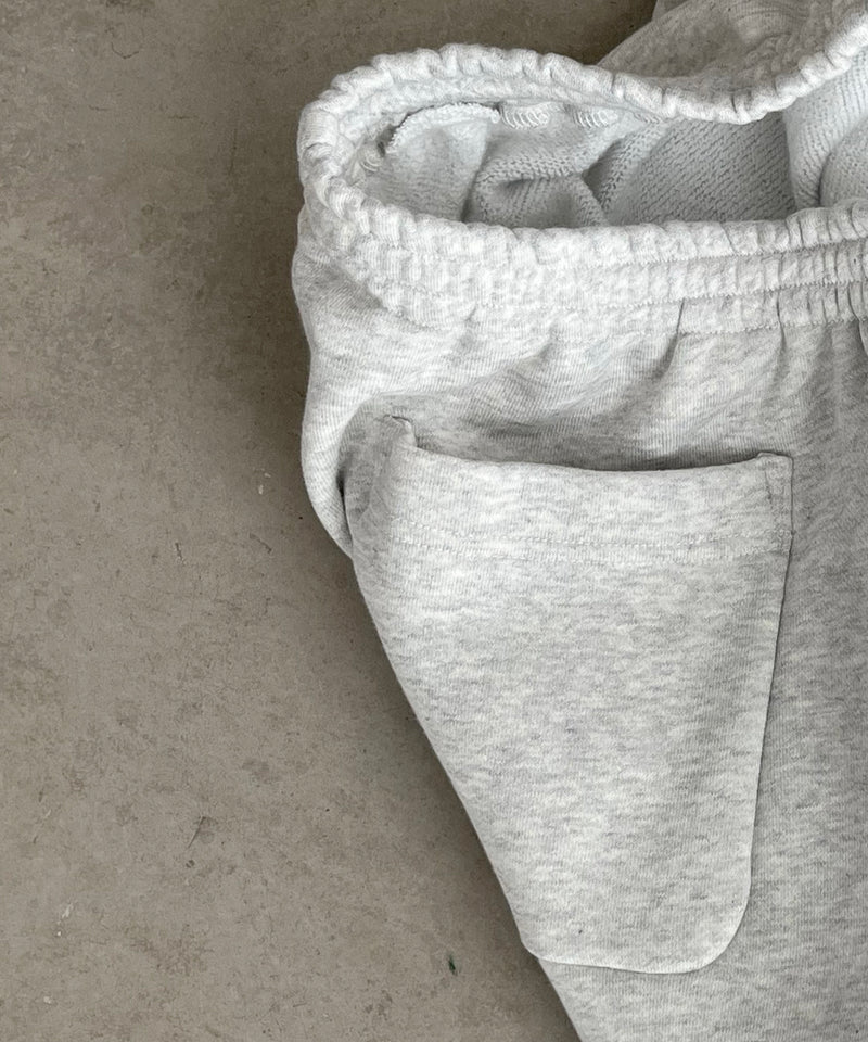 LOOSE FIT SWEAT PANTS "M.FIGURE"