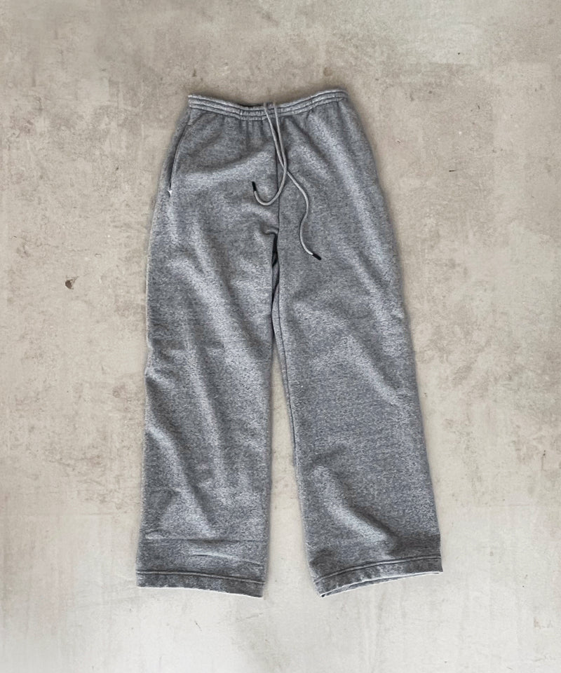 LOOSE FIT SWEAT PANTS "D.FIGURE"