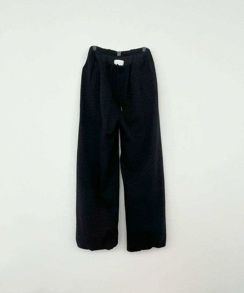 CLOUD 下 "BLACK"
