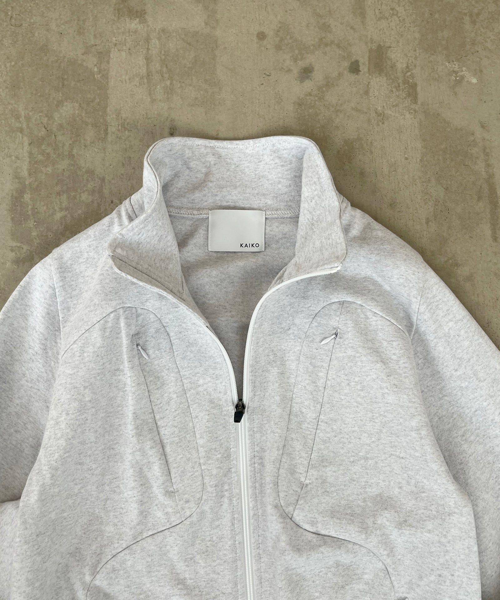 ジャケット・アウター KAIKO SAVE #1 \"ASH GRAY\" DSC06081_1600x.jpg?v=1749284311
